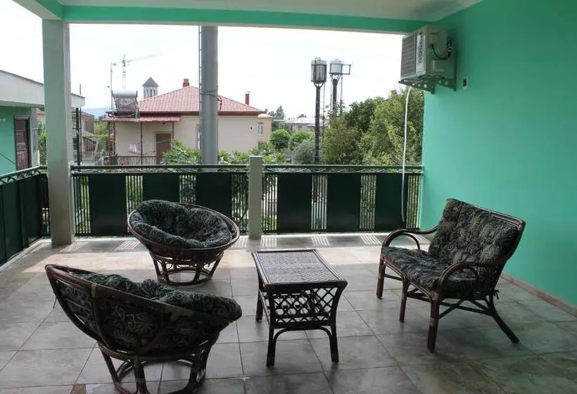 پانسیون Guest House Green House