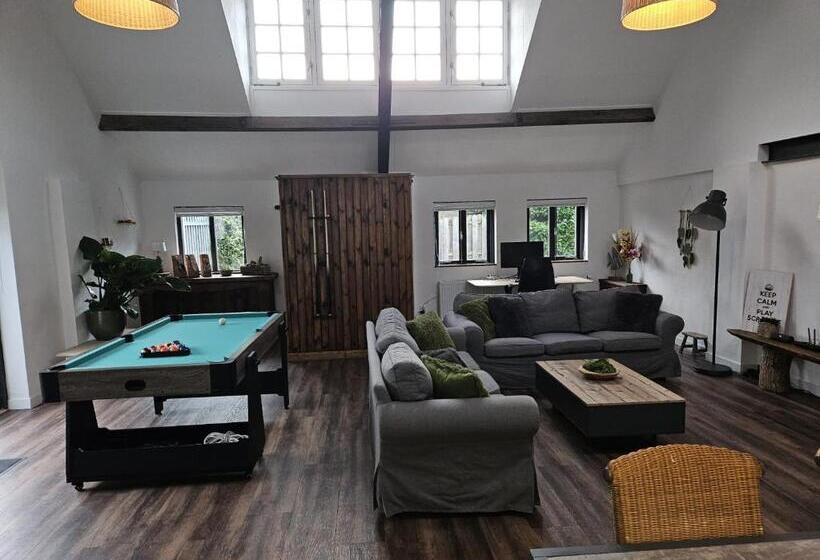 פנסיון Guesthouse Max