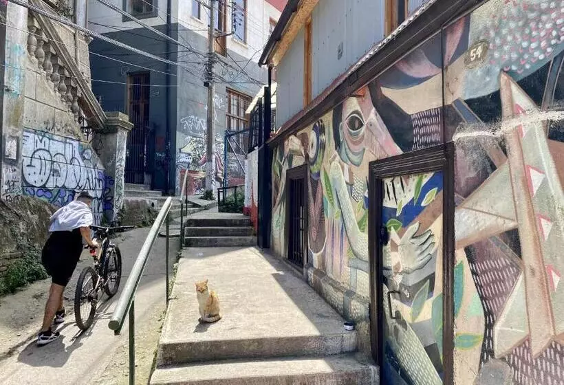 پانسیون Hostal Del Viajero
