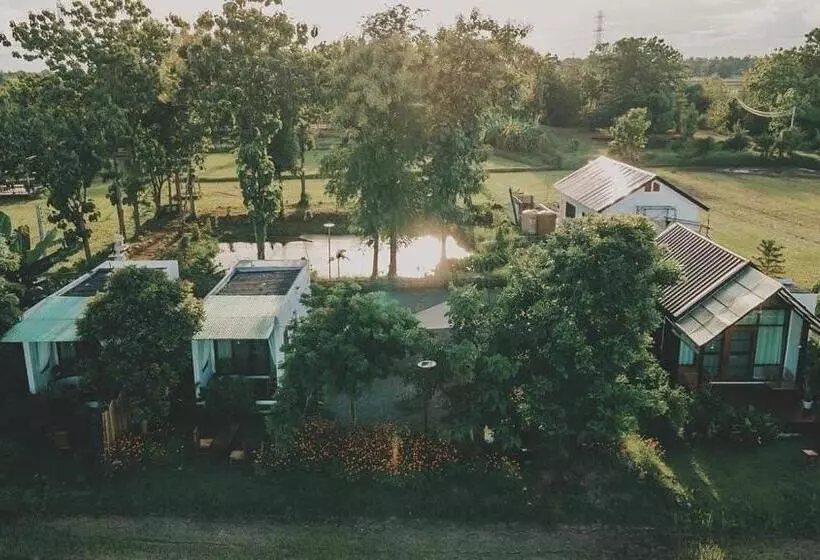 ペンション Nana Field Cabin 1