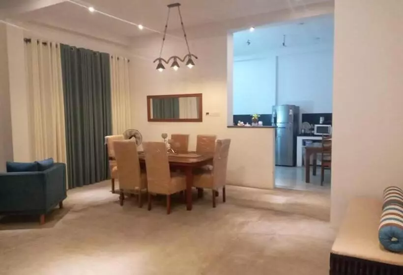 پانسیون Wind Villa Weligama