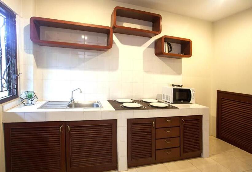 リゾートホテル Achawalai Residence Village By Song