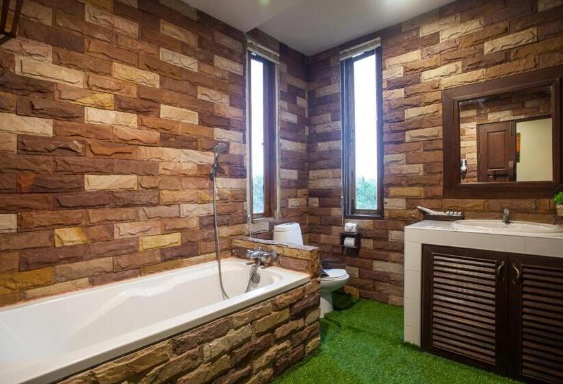 リゾートホテル Achawalai Residence Village By Song