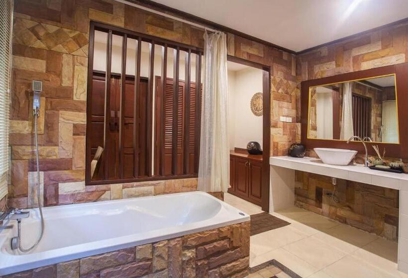 リゾートホテル Achawalai Residence Village By Song