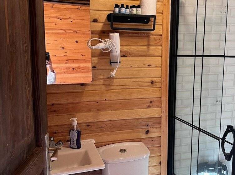 אתר נופש Family Motel Bungalov