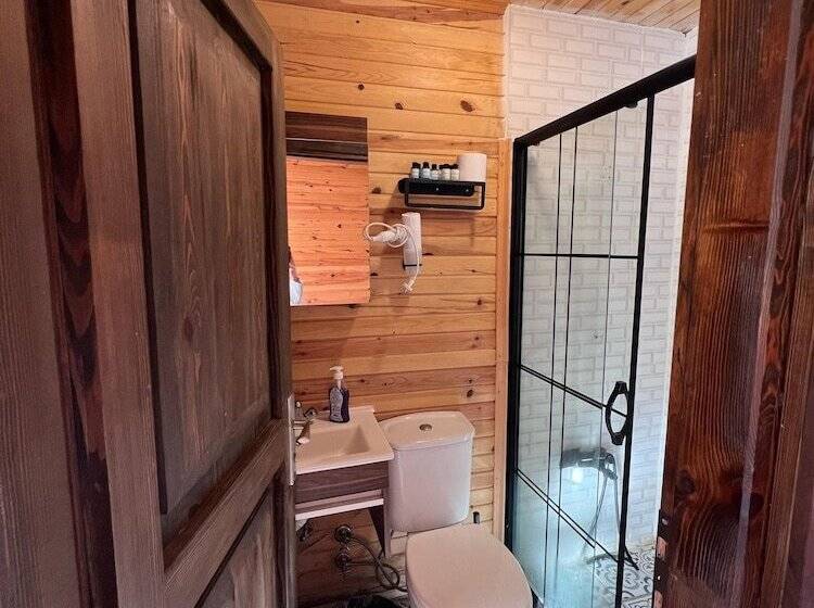 אתר נופש Family Motel Bungalov