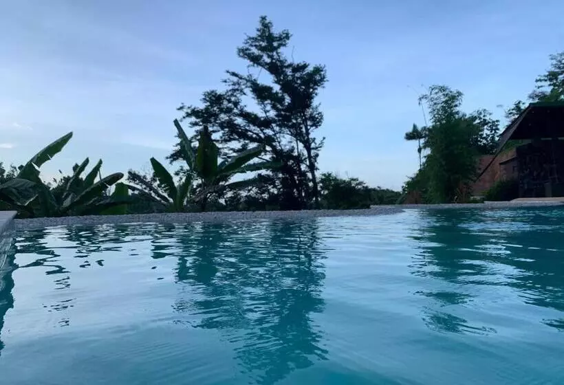 استراحتگاه Mont Carpe Diem