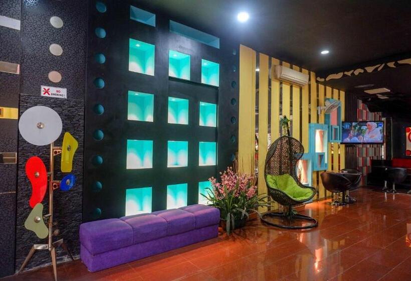 Sans Hotel International Surabaya