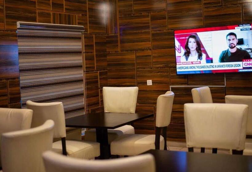 Tevom Hotel And Suite