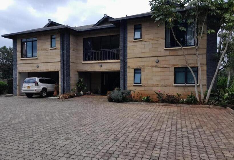 تختخواب و صبحانه Florances Rest House