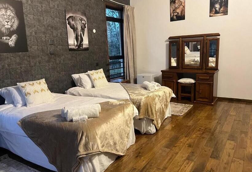 تختخواب و صبحانه Florances Rest House