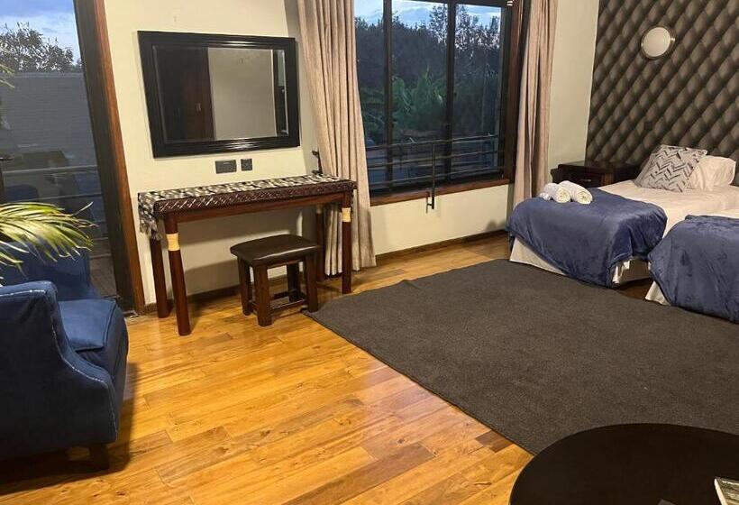 تختخواب و صبحانه Florances Rest House