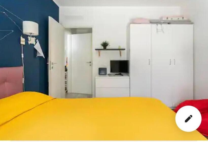 تختخواب و صبحانه Green Suite Pavia