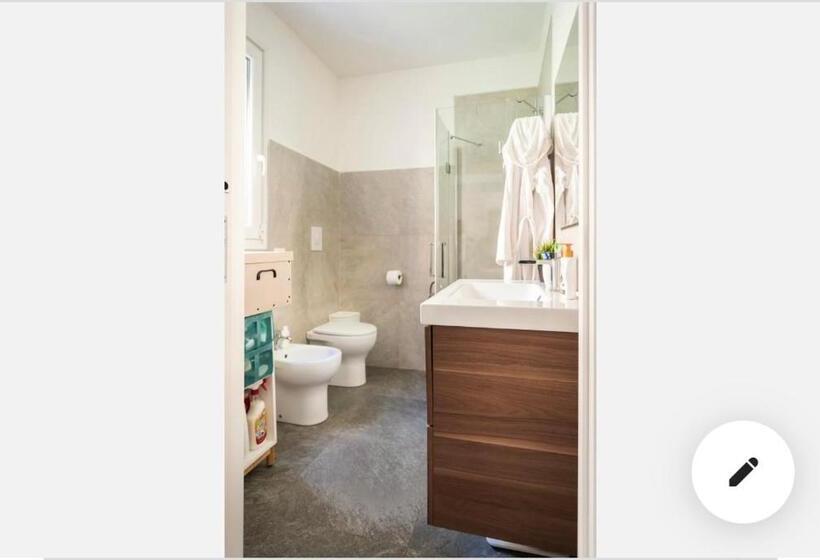 تختخواب و صبحانه Green Suite Pavia