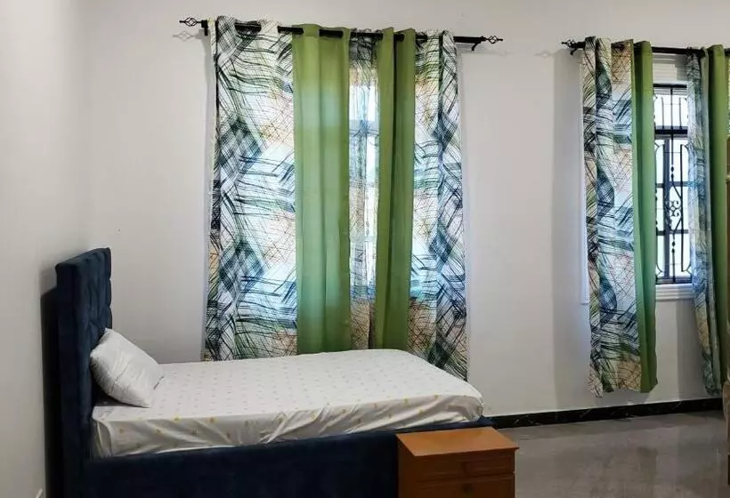 تختخواب و صبحانه Maneno House