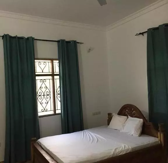 تختخواب و صبحانه Maneno House