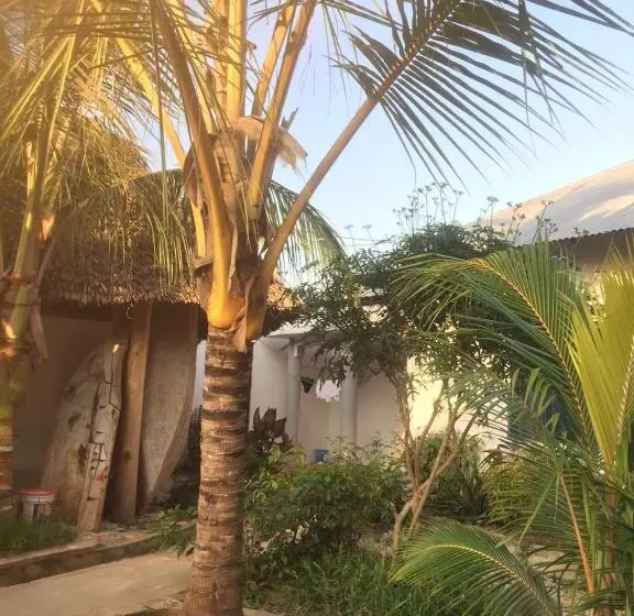 تختخواب و صبحانه Maneno House