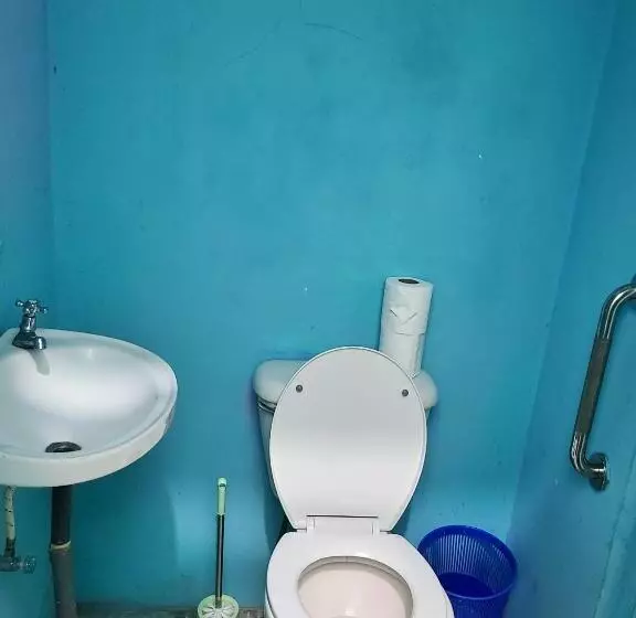Hostel Rossy