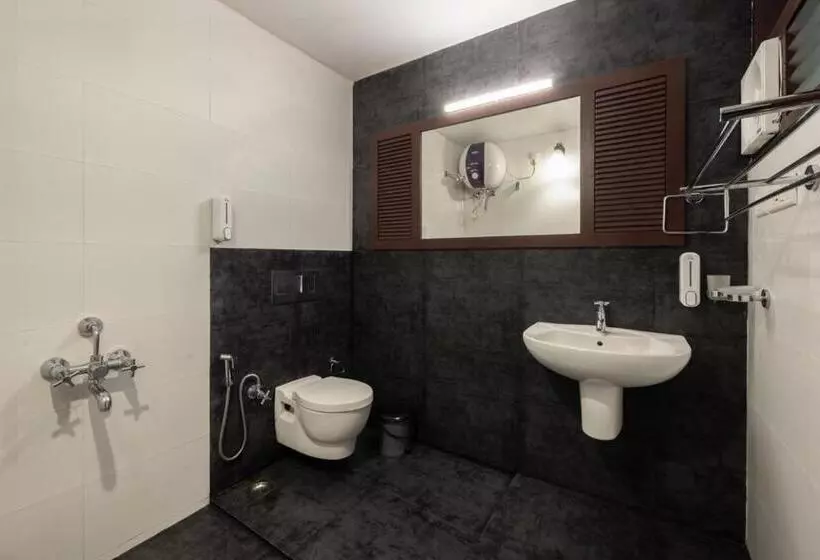 ホテル Avadale Munnar