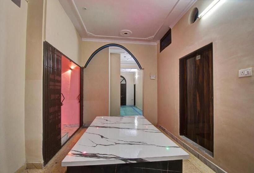 Hotel Collection O The Legent