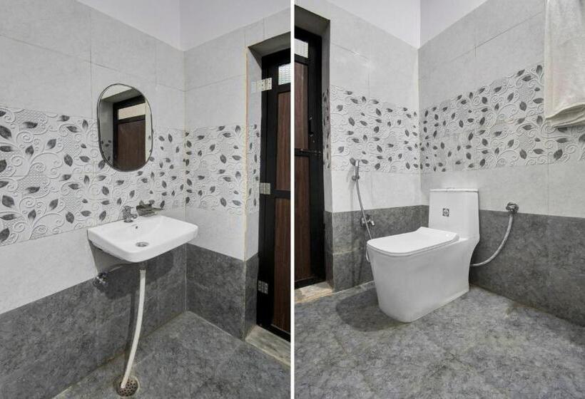 Hotel Collection O The Legent