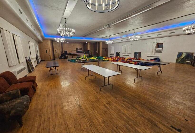 Szálloda Eaglescape Suites And Event Center