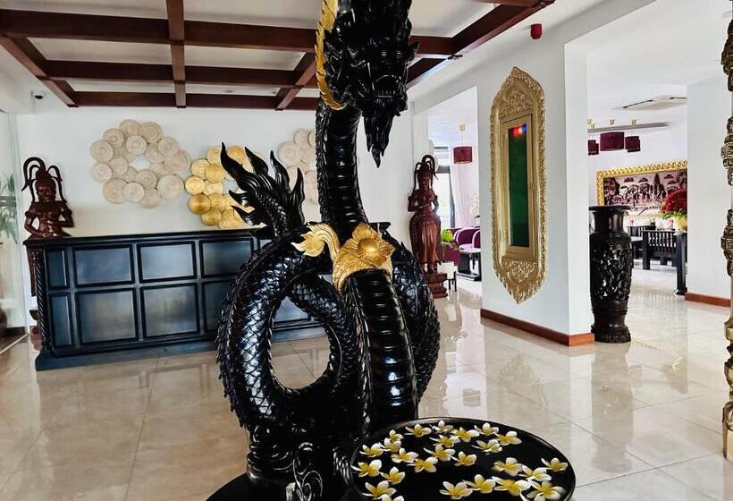 Отель Jaya Suites