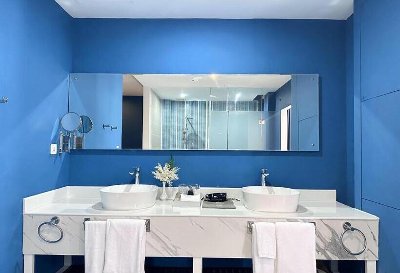 Отель Jaya Suites