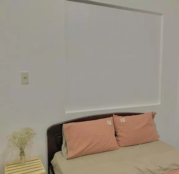 هتل Shine Riverside Homestay