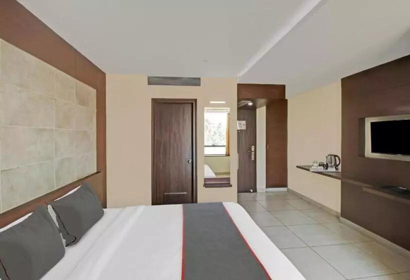 Hotelli Venkys Stay Inn