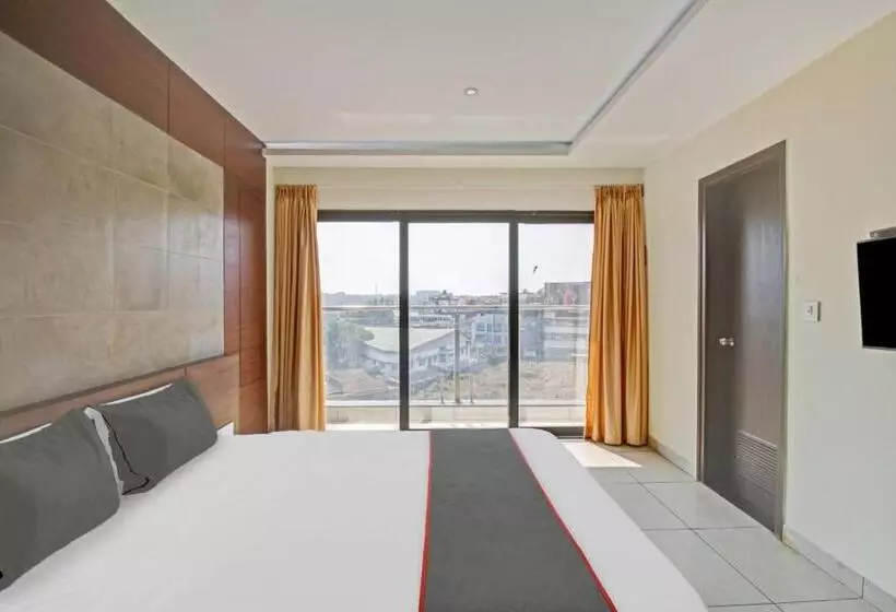 Hotelli Venkys Stay Inn