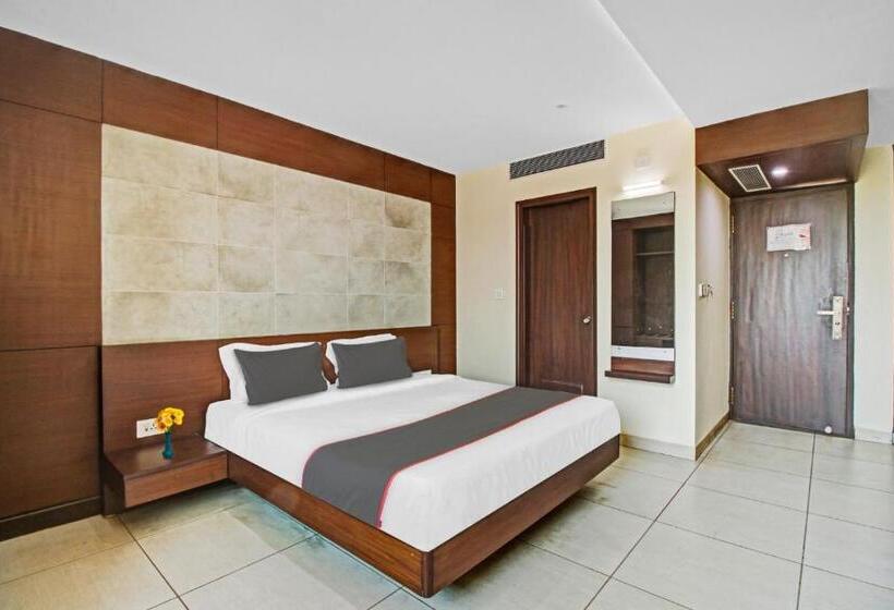 酒店 Venkys Stay Inn