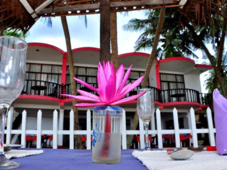 ホテル Wasana Beach