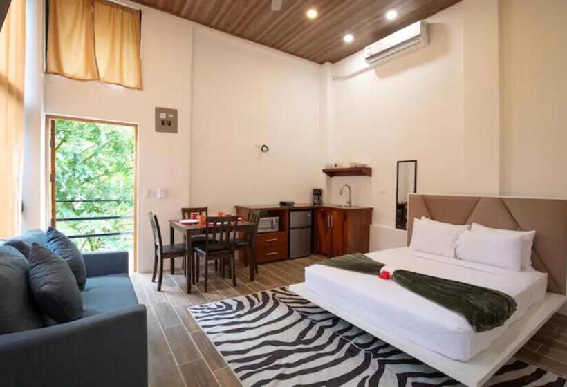 Nimbus Sol   Brand New Suite Near National Park/beaches