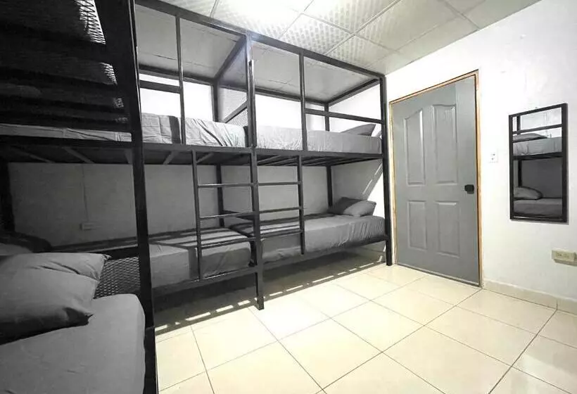 Oyebonita Hostel