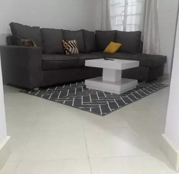 پانسیون Carlyle Comfort Home