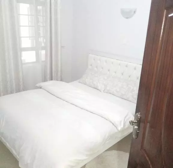 پانسیون Carlyle Comfort Home