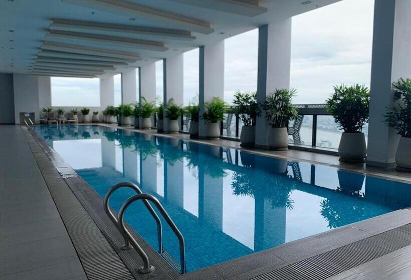 פנסיון Lucky Inn