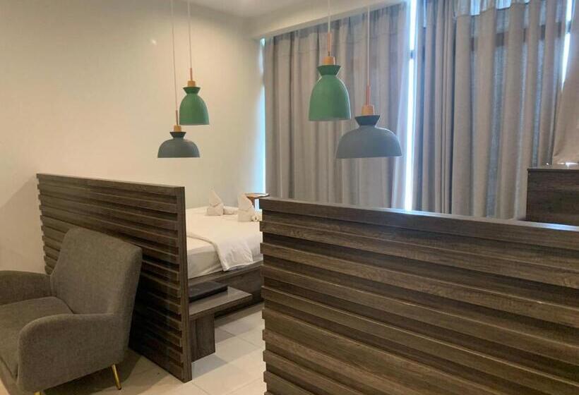 פנסיון Lucky Inn