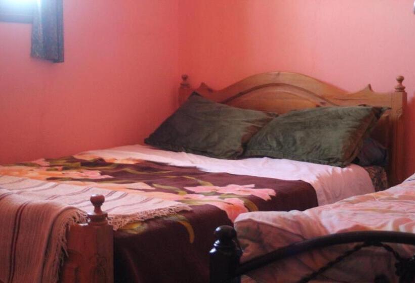 Hostel Auberge Le Sirwa Salam