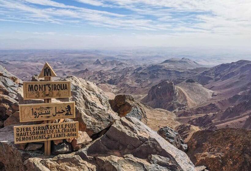 Hostel Auberge Le Sirwa Salam