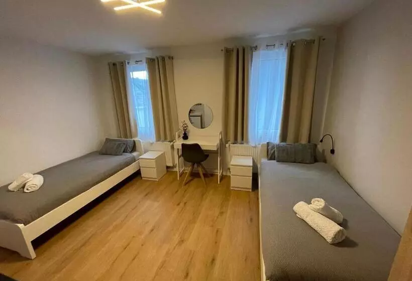 Retkeilymaja Pension Bären