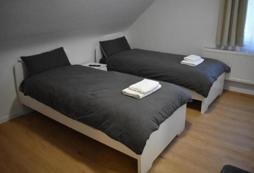 فندق صغير Pension Bären