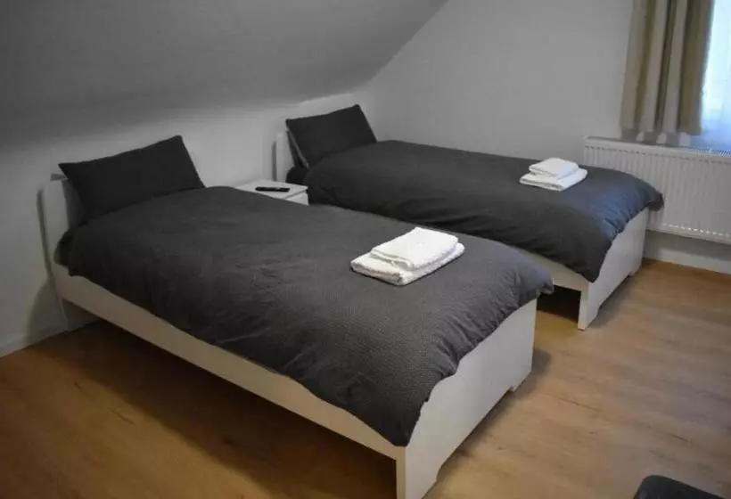 Retkeilymaja Pension Bären