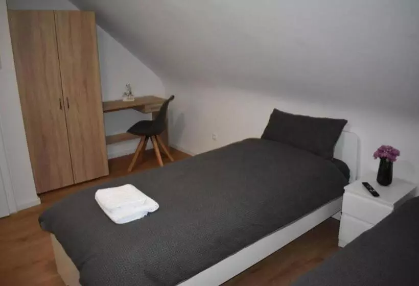 Retkeilymaja Pension Bären