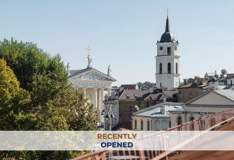 Cathedral Apartments Self Check In