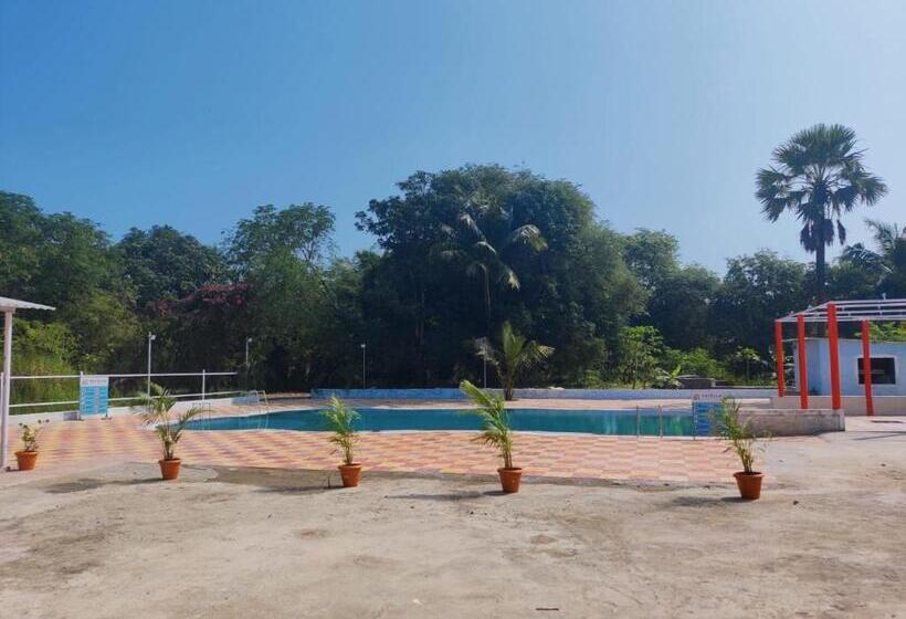 Estella Farms And Resort