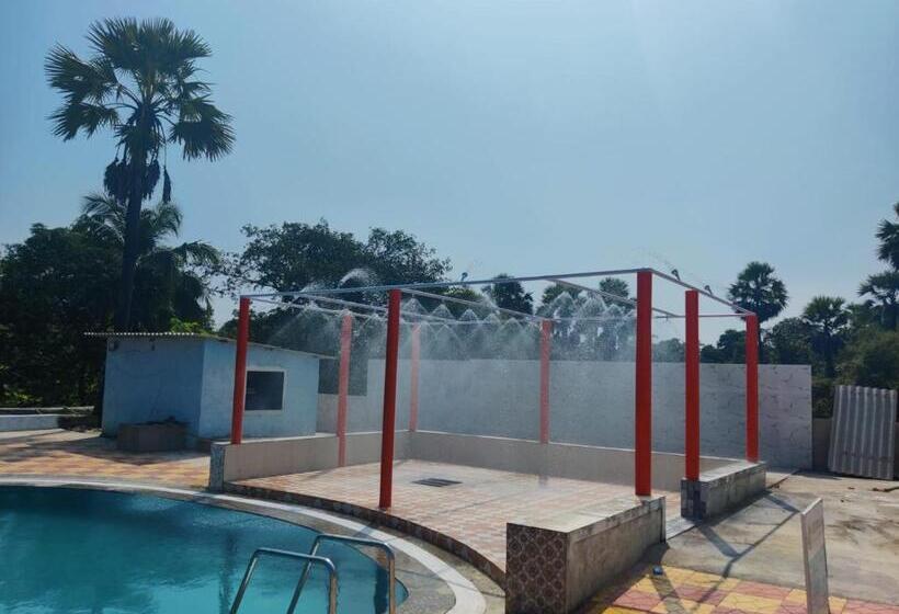 Estella Farms And Resort