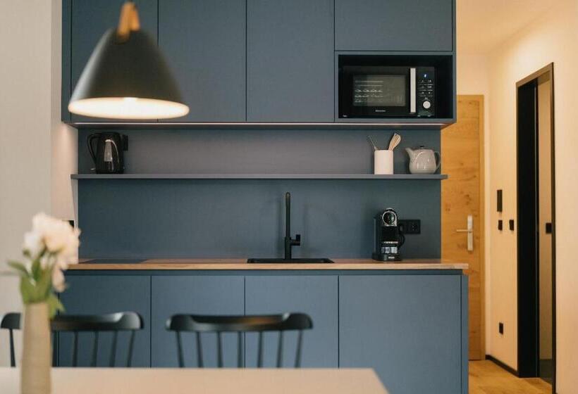 فندق Cella Apartments