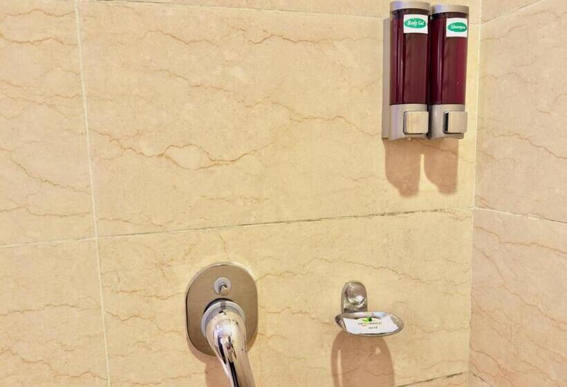 Отель Hill View, Mussoorie   Near Mall Road Mussoorie